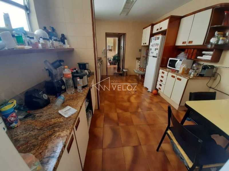 Apartamento à venda com 3 quartos, 230m² - Foto 25