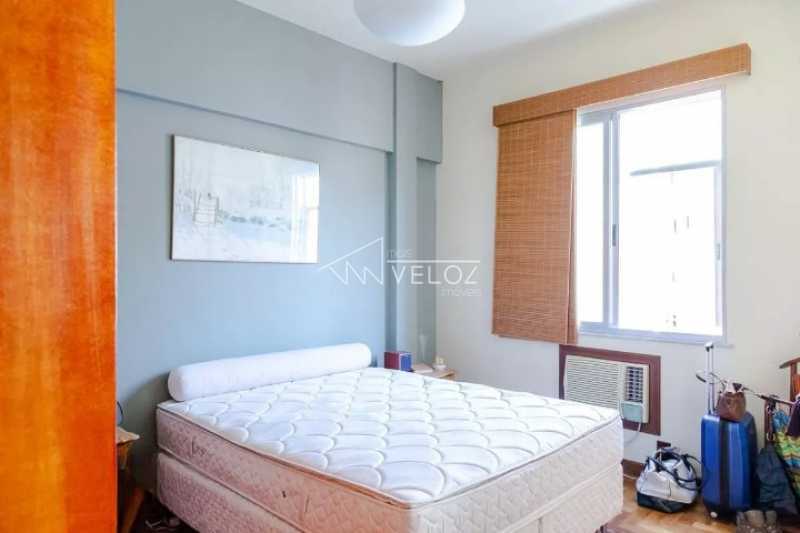 Apartamento à venda com 2 quartos, 70m² - Foto 3