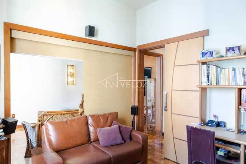 Apartamento à venda com 2 quartos, 70m² - Foto 4