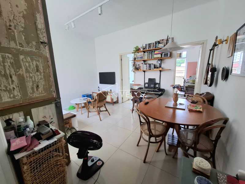 Apartamento à venda com 2 quartos, 47m² - Foto 22