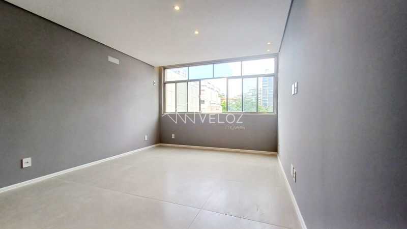 Apartamento à venda com 2 quartos, 80m² - Foto 12