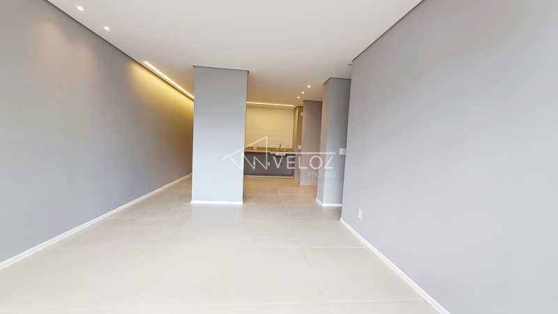 Apartamento à venda com 2 quartos, 80m² - Foto 5