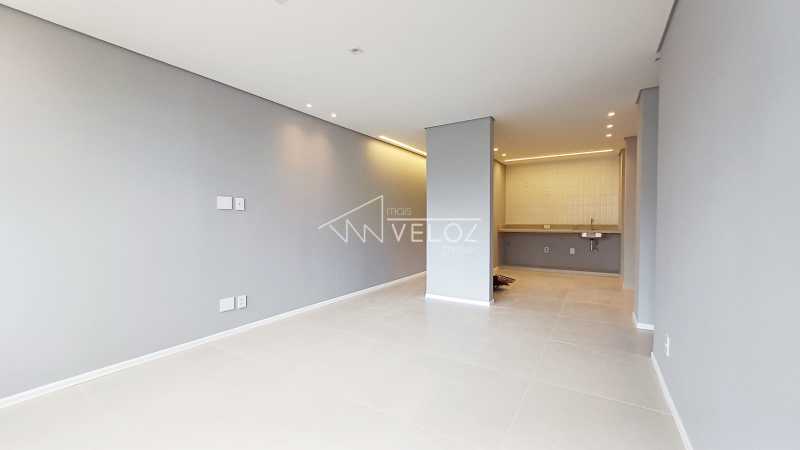 Apartamento à venda com 2 quartos, 80m² - Foto 2