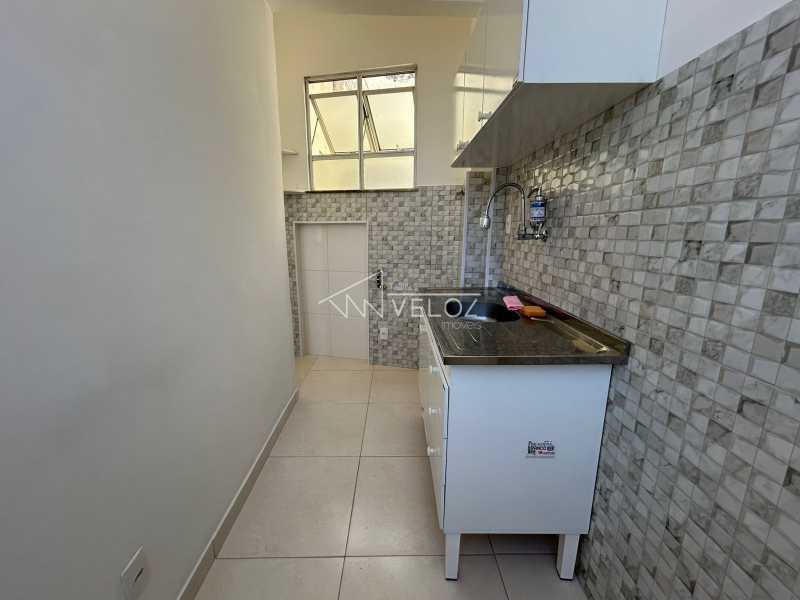 Apartamento à venda com 1 quarto, 46m² - Foto 13