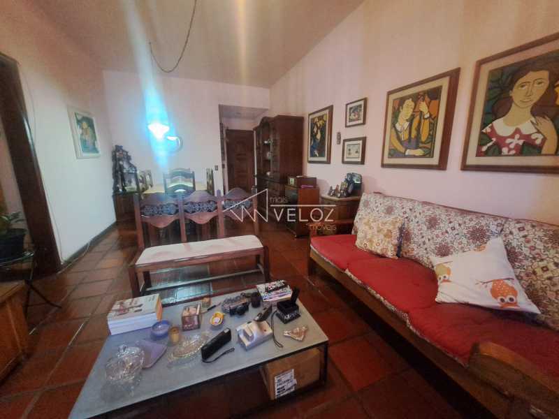 Apartamento à venda com 3 quartos, 106m² - Foto 1