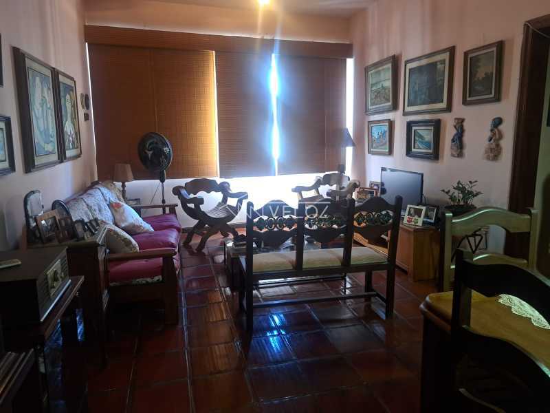 Apartamento à venda com 3 quartos, 106m² - Foto 4