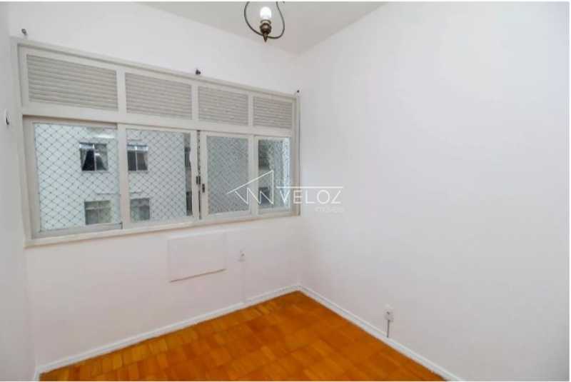 Apartamento à venda com 2 quartos, 62m² - Foto 2