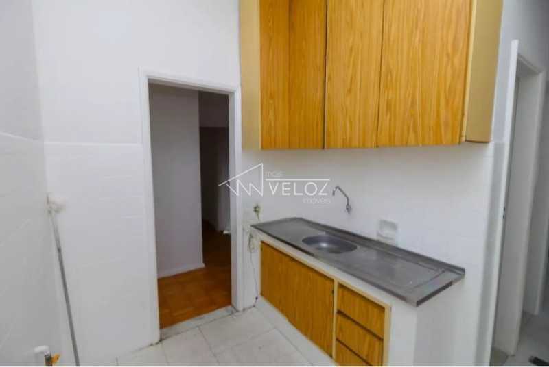 Apartamento à venda com 2 quartos, 62m² - Foto 19