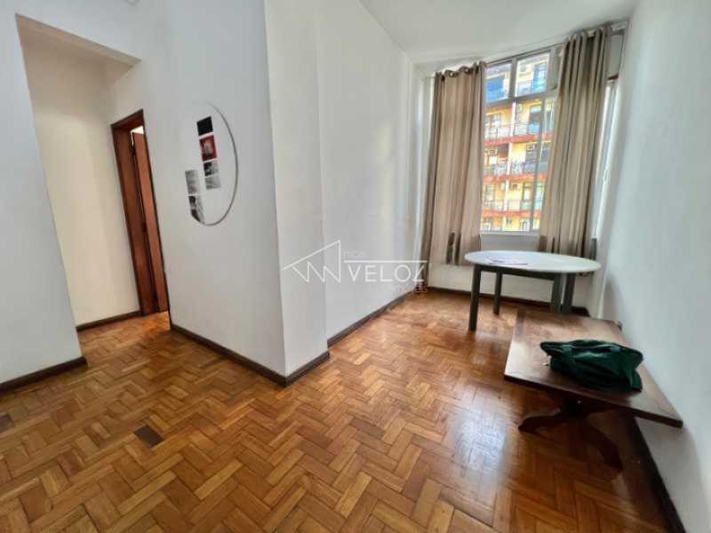 Apartamento à venda com 2 quartos, 70m² - Foto 6