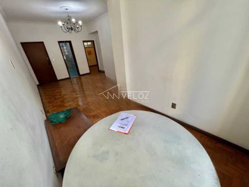 Apartamento à venda com 2 quartos, 70m² - Foto 15