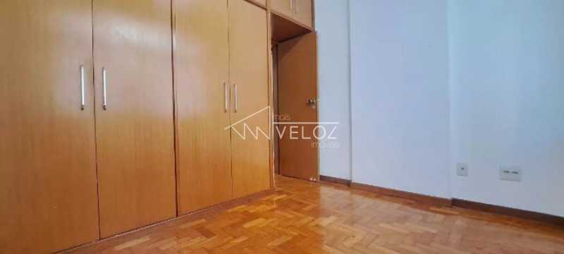 Apartamento à venda com 2 quartos, 70m² - Foto 7