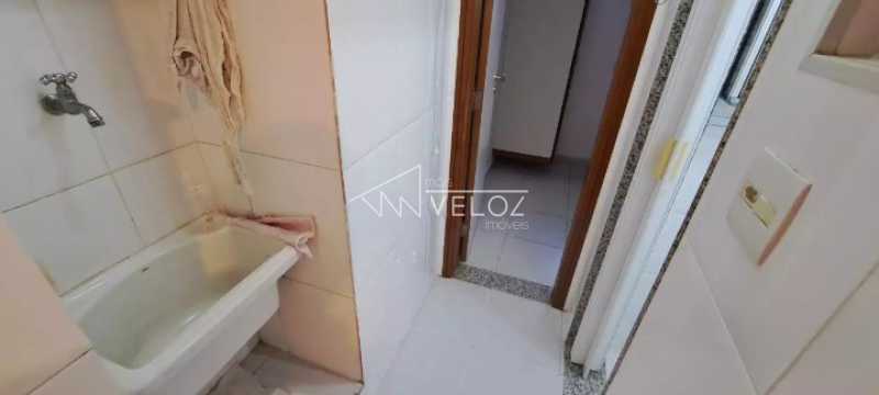 Apartamento à venda com 2 quartos, 70m² - Foto 21