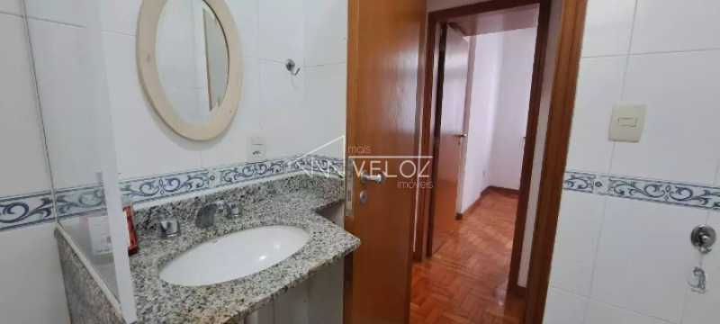 Apartamento à venda com 2 quartos, 70m² - Foto 12