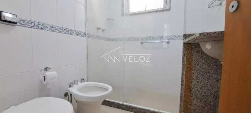 Apartamento à venda com 2 quartos, 70m² - Foto 14