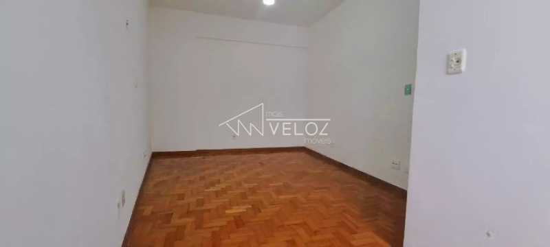 Apartamento à venda com 2 quartos, 70m² - Foto 8