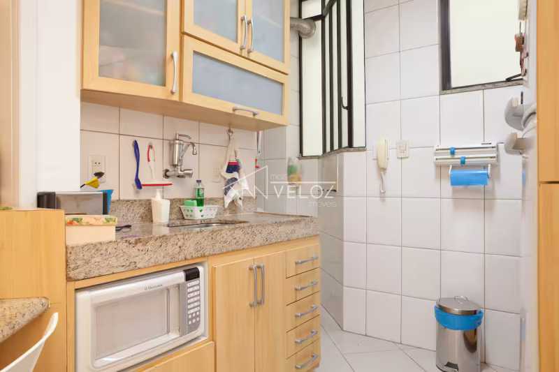 Apartamento à venda com 1 quarto, 77m² - Foto 1