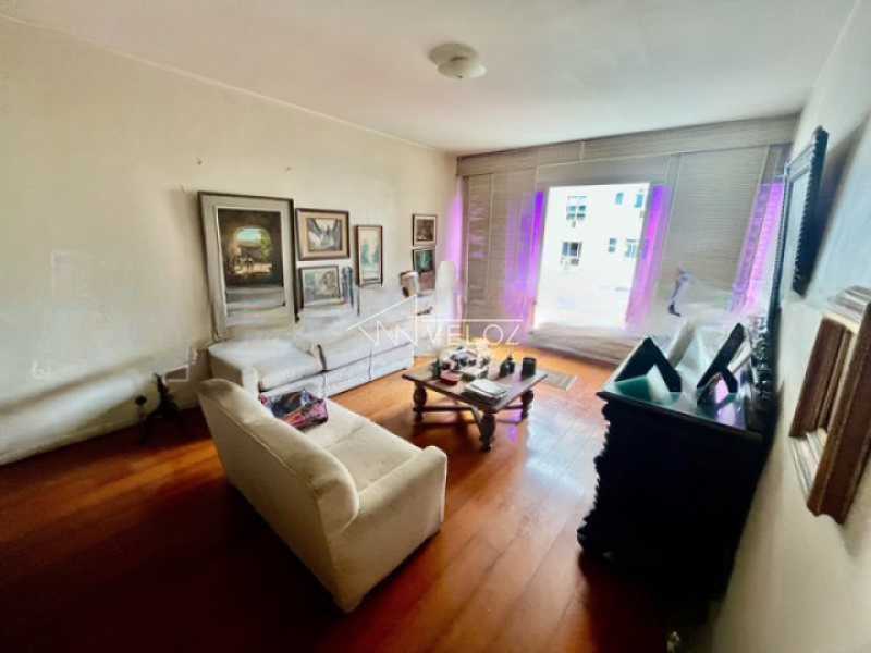 Apartamento à venda com 3 quartos, 123m² - Foto 2