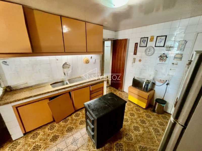 Apartamento à venda com 3 quartos, 123m² - Foto 17