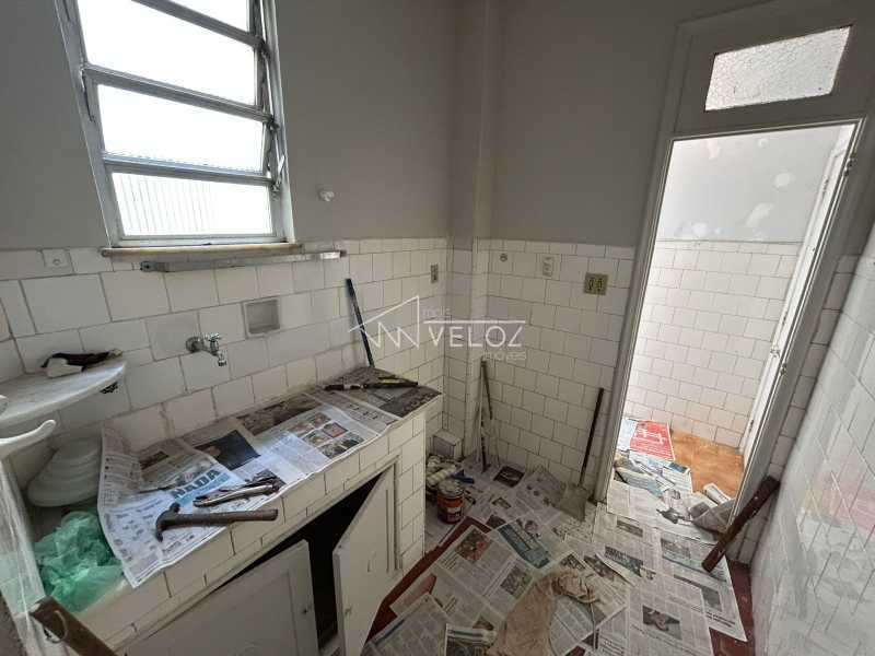 Apartamento à venda com 1 quarto, 43m² - Foto 13