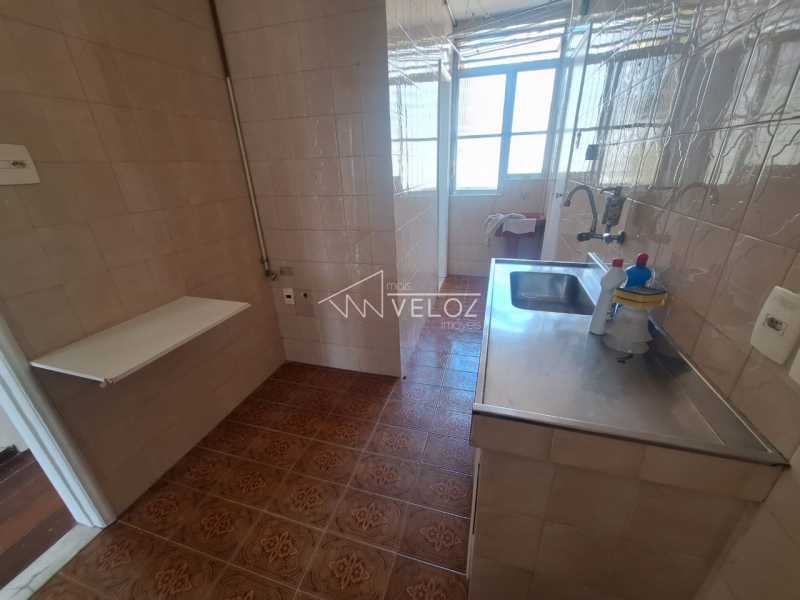 Apartamento à venda com 2 quartos, 64m² - Foto 5