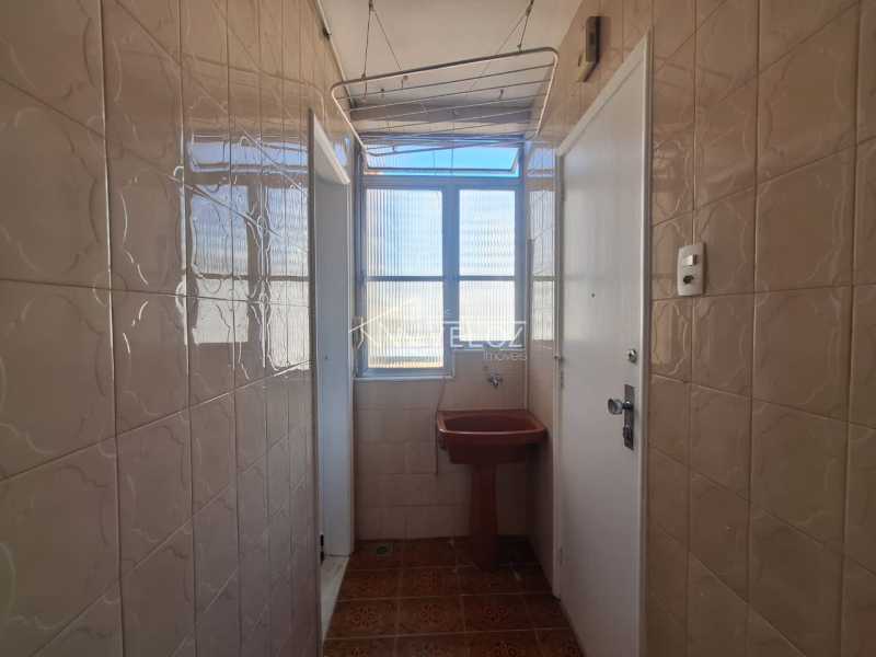 Apartamento à venda com 2 quartos, 64m² - Foto 10