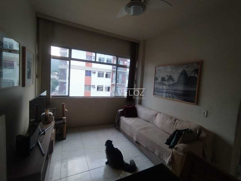 Apartamento à venda com 2 quartos, 67m² - Foto 5