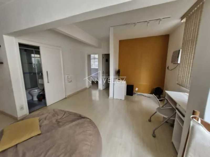 Apartamento à venda com 3 quartos, 80m² - Foto 4