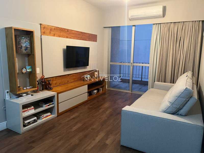 Apartamento à venda com 2 quartos, 92m² - Foto 1