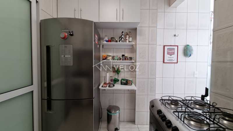 Apartamento à venda com 3 quartos, 170m² - Foto 6