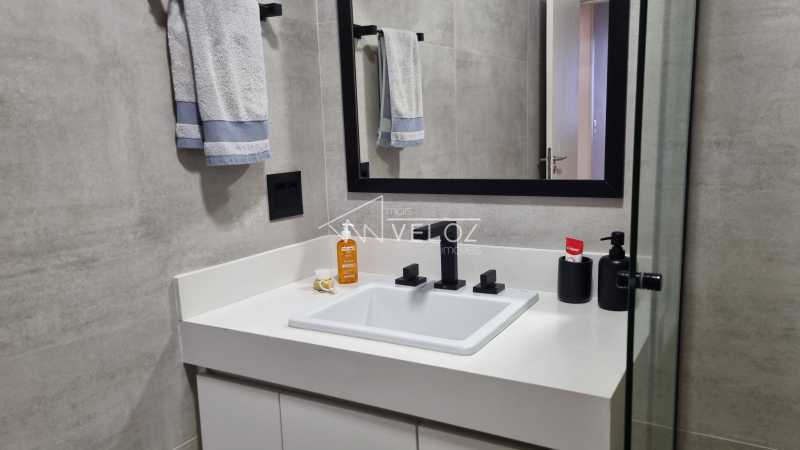 Apartamento à venda com 3 quartos, 170m² - Foto 9