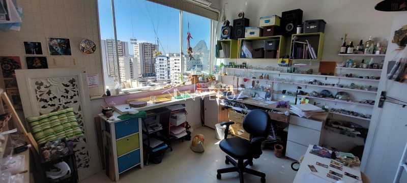 Apartamento à venda com 5 quartos, 261m² - Foto 9