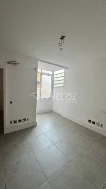 Apartamento à venda com 1 quarto, 45m² - Foto 1