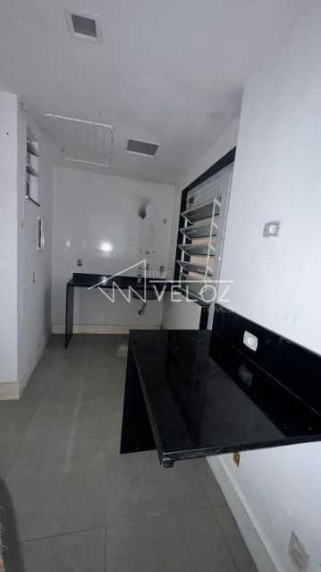 Apartamento à venda com 1 quarto, 45m² - Foto 15