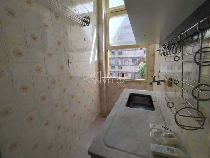 Apartamento à venda com 1 quarto, 33m² - Foto 13