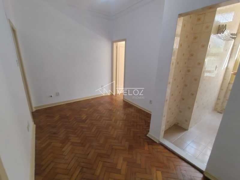 Apartamento à venda com 1 quarto, 33m² - Foto 3