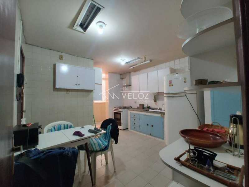 Apartamento à venda com 3 quartos, 150m² - Foto 15