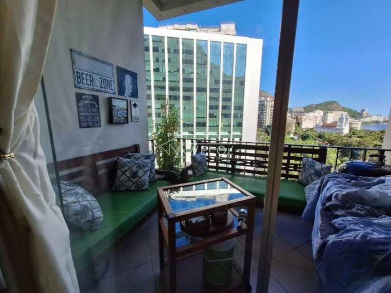 Apartamento à venda com 2 quartos, 106m² - Foto 2