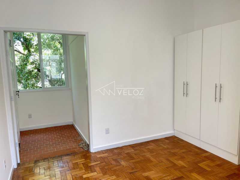 Apartamento à venda com 2 quartos, 70m² - Foto 8