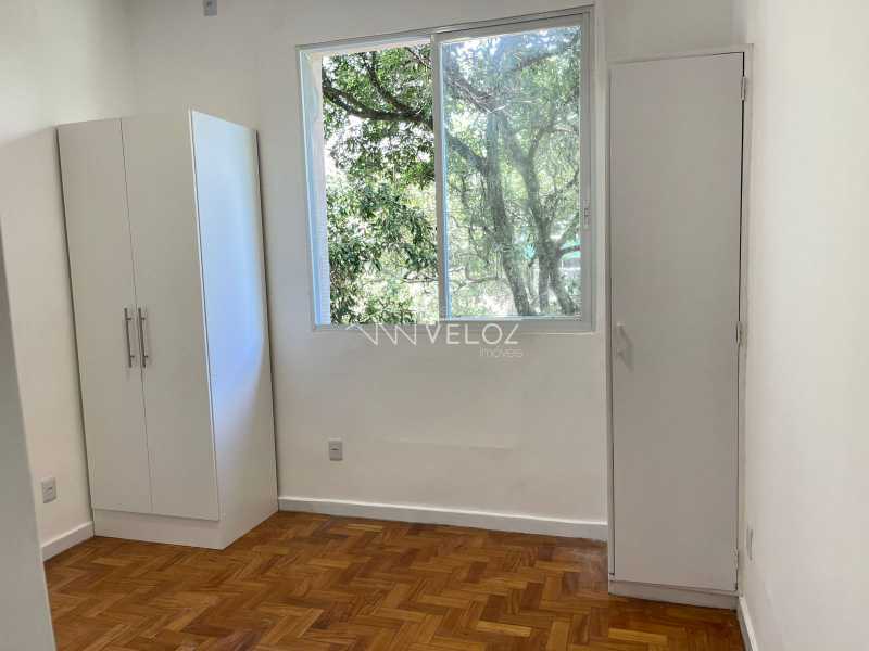 Apartamento à venda com 2 quartos, 70m² - Foto 10