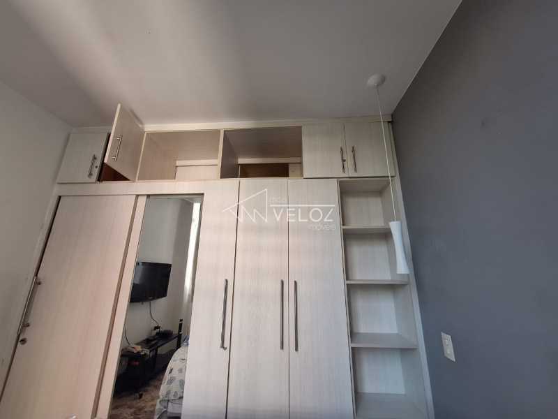 Apartamento à venda com 1 quarto, 29m² - Foto 13