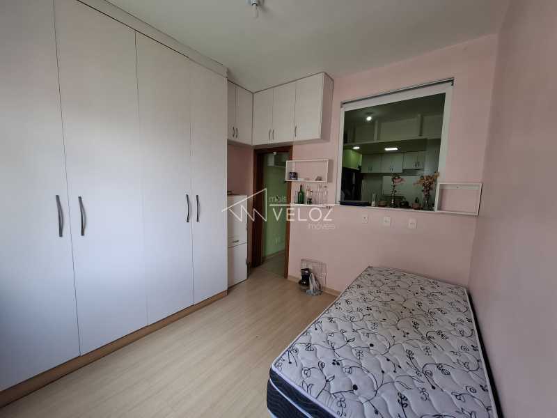 Apartamento à venda com 1 quarto, 30m² - Foto 9