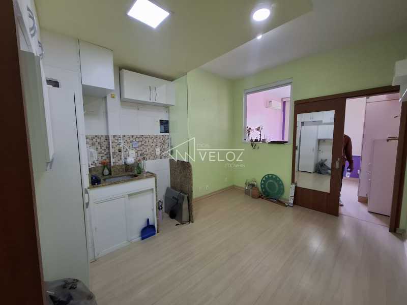 Apartamento à venda com 1 quarto, 30m² - Foto 7