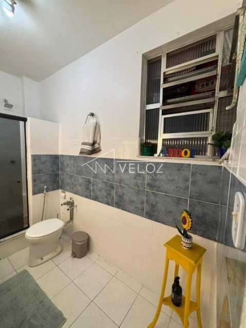 Apartamento à venda com 2 quartos, 75m² - Foto 16