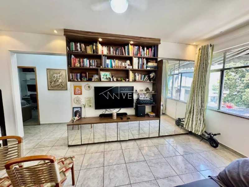 Apartamento à venda com 2 quartos, 81m² - Foto 1