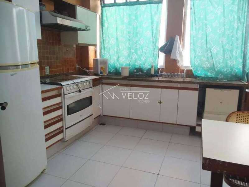 Cobertura à venda com 3 quartos, 230m² - Foto 4