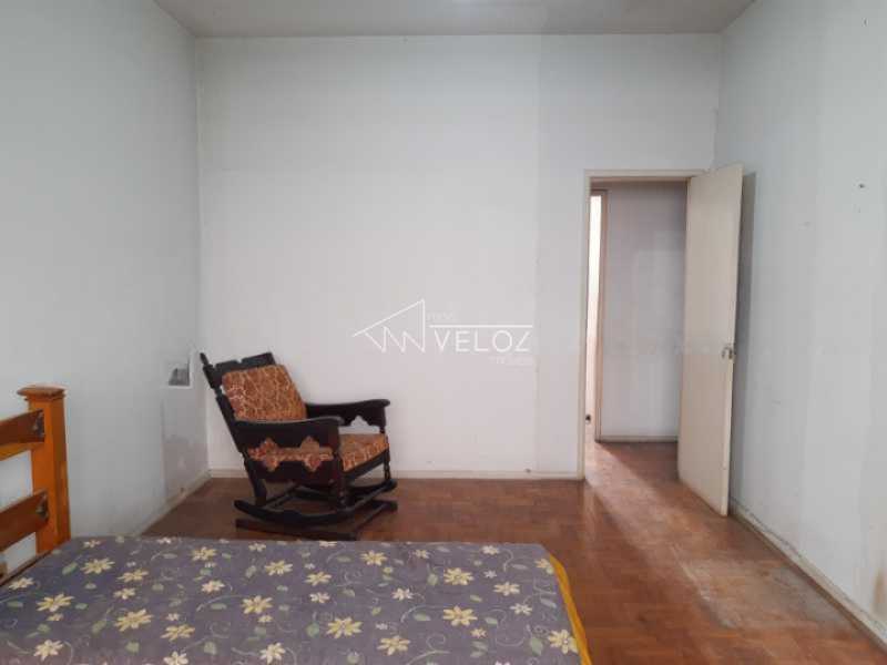 Apartamento à venda com 3 quartos, 110m² - Foto 2