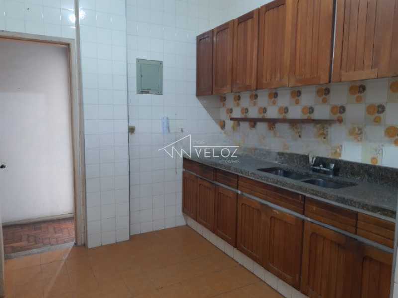 Apartamento à venda com 3 quartos, 110m² - Foto 17