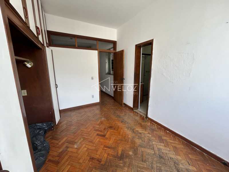 Apartamento à venda com 1 quarto, 32m² - Foto 4