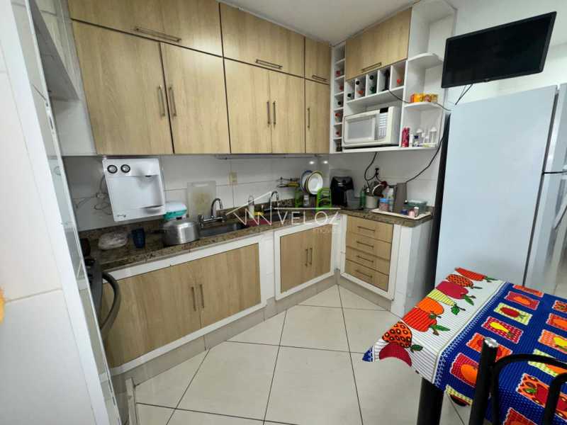 Apartamento à venda com 4 quartos, 137m² - Foto 7