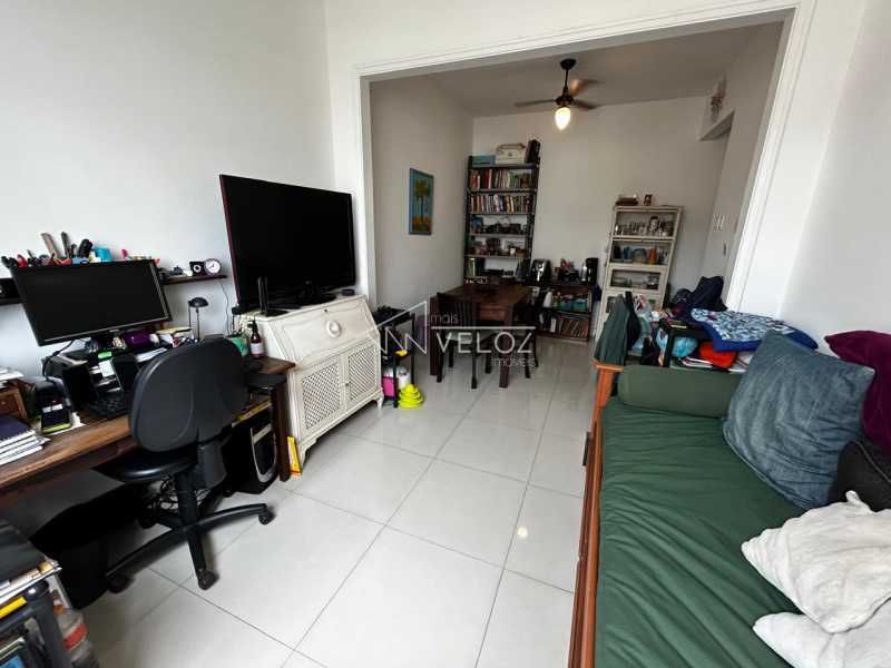 Apartamento à venda com 2 quartos, 56m² - Foto 4